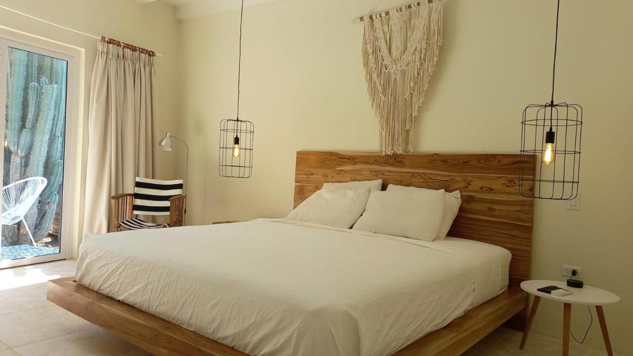 Naima Luxury Home, Cottage & Apartment Rentals Paradera Buitenkant foto
