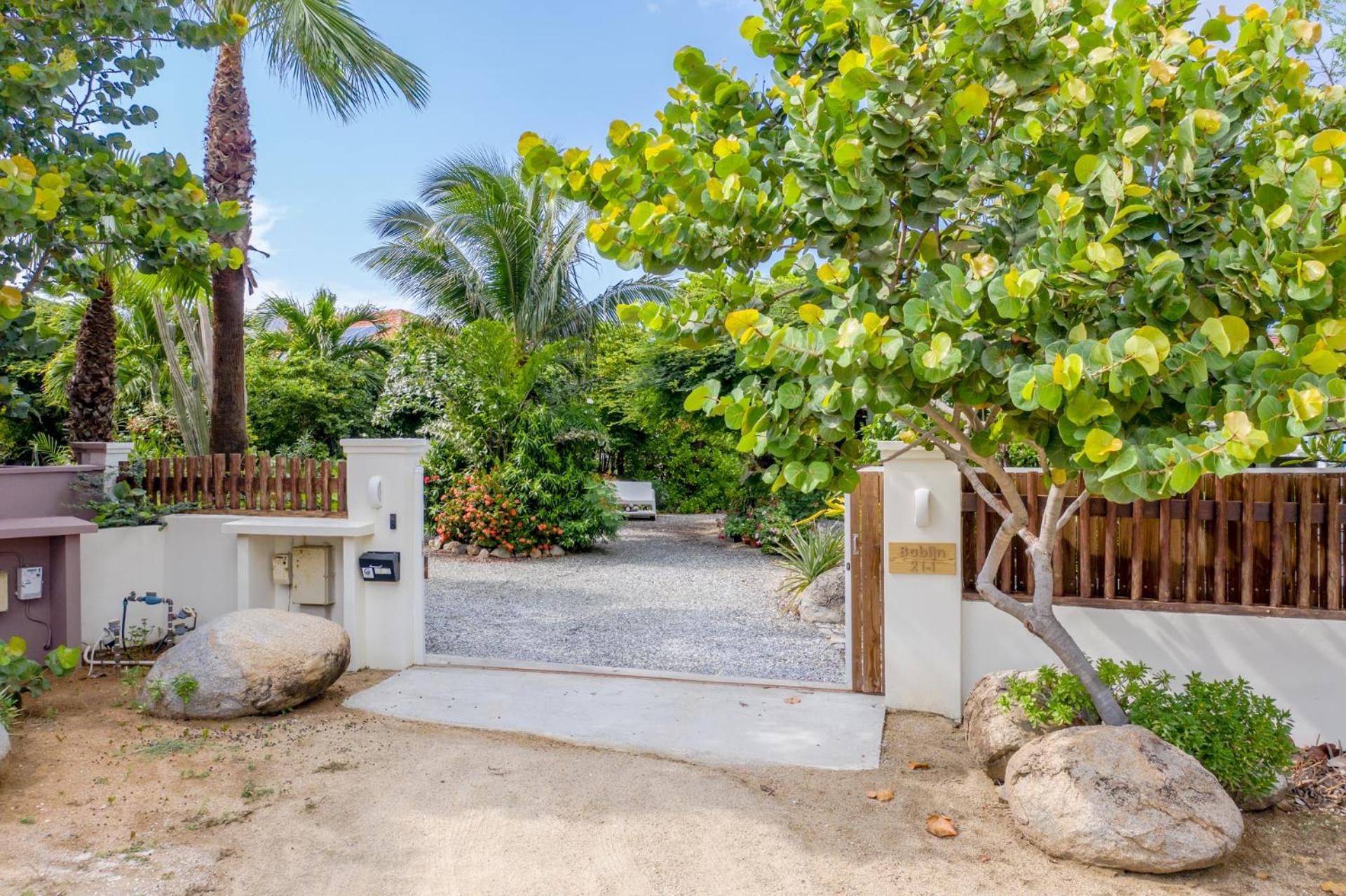 Naima Luxury Home, Cottage & Apartment Rentals Paradera Buitenkant foto